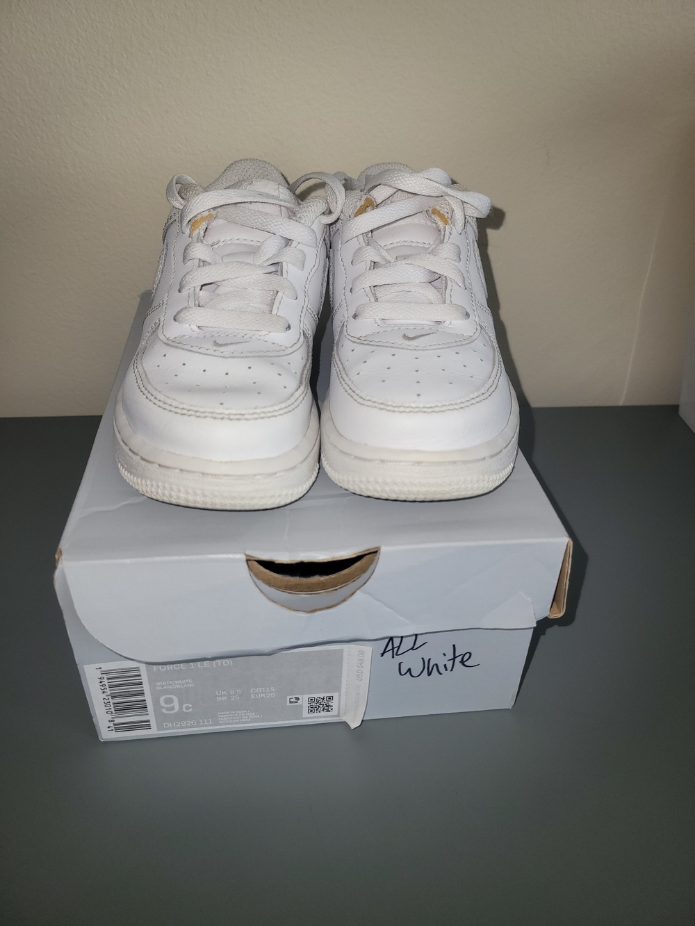 Nike AirForce 1 Kids White Lace-Up Sneakers